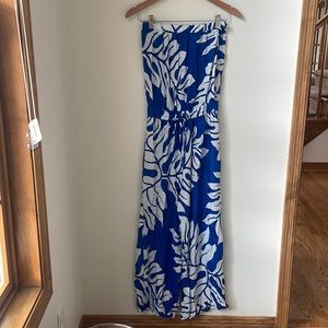 Hula Bay blue and white jumper - size Large